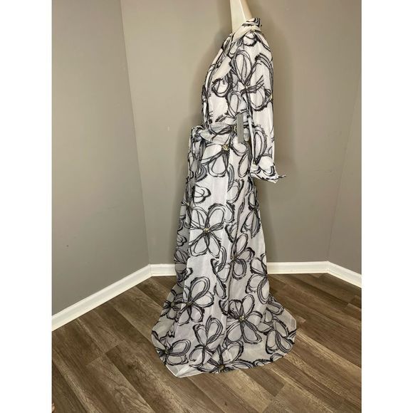 Teri Jon by Rickie Freeman
Abstract-Print Embellished Organza Tie-Waist Gown - Picture 9 of 10